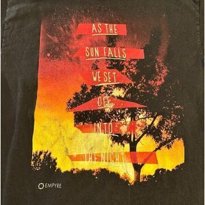 Empyre Festival Skater Streetware short sleeve Graphic T-shirt - Size Large
